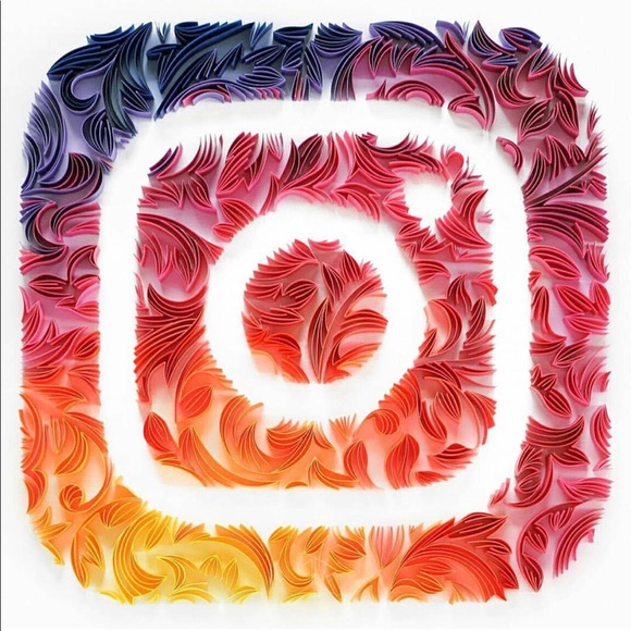 Follow Me On Instagram! 🖤 - Picture 1 of 1